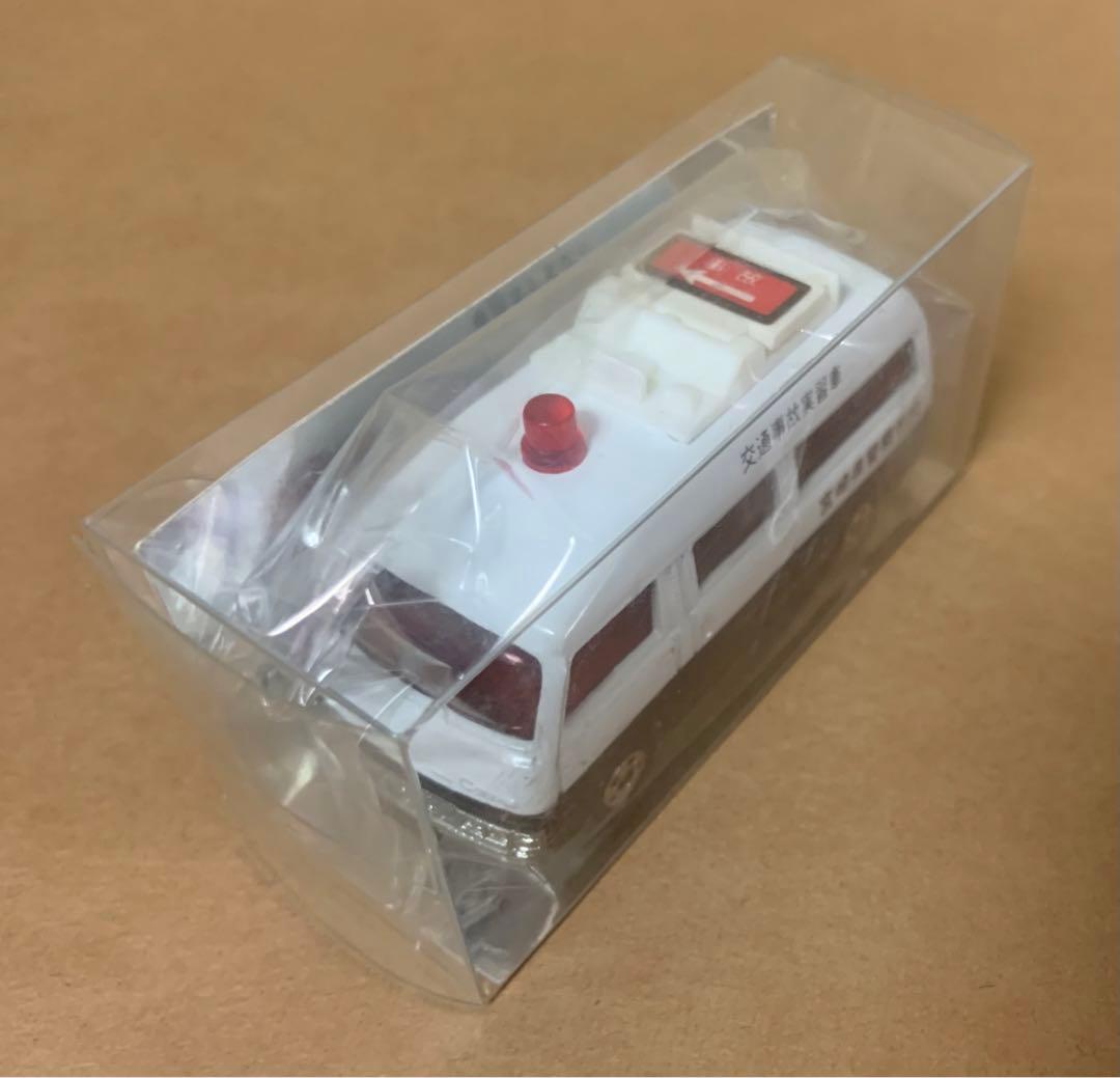 トミカ　ホビープロダクツ　ニッサン キャラバン　宮崎県警察学校　パトロールカー