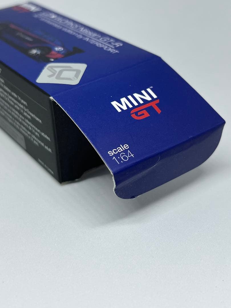 ミニカー MINIGT LB WORKS Nissan GT-R