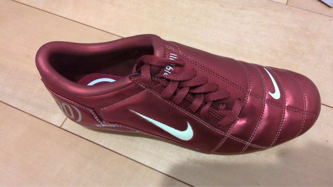 Nike total90 III 赤 サッカーシューズ　レア