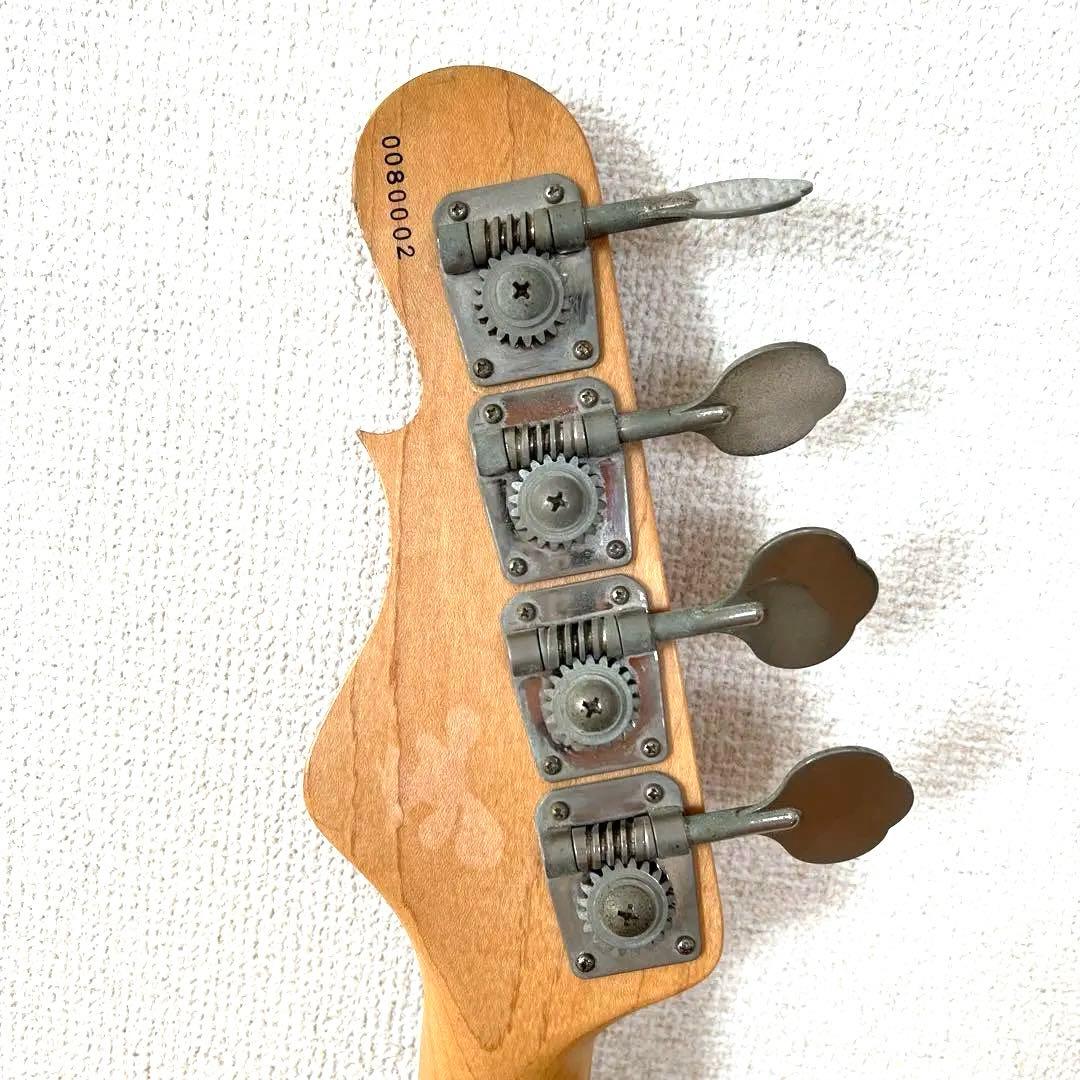 GTL-2000 BASS レッドエレキベース