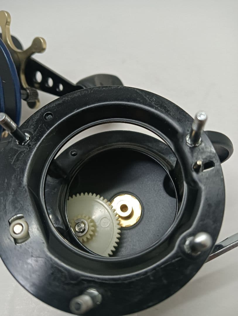 ABU アンバサダー　4601C DDL 今江モデル　左 アブ