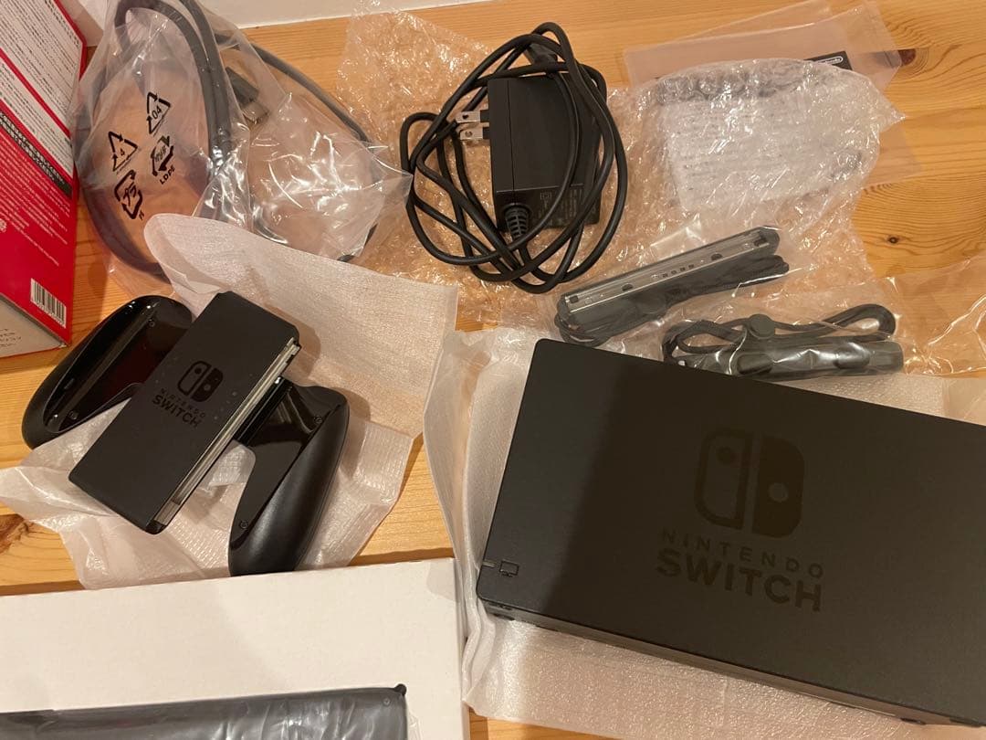 【美品】Nintendo Switch 本体　付属品