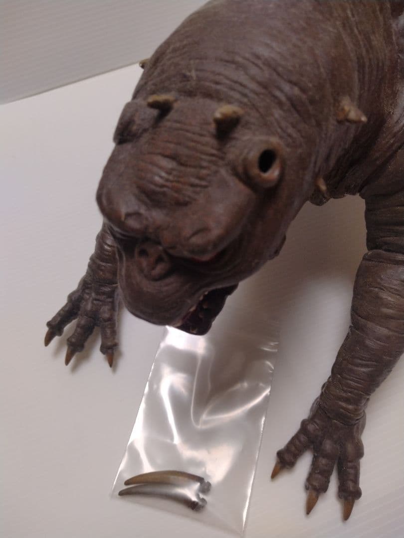 ゴーストバスターズ　テラードッグ　未組立品・塗装組立済みの2体セット