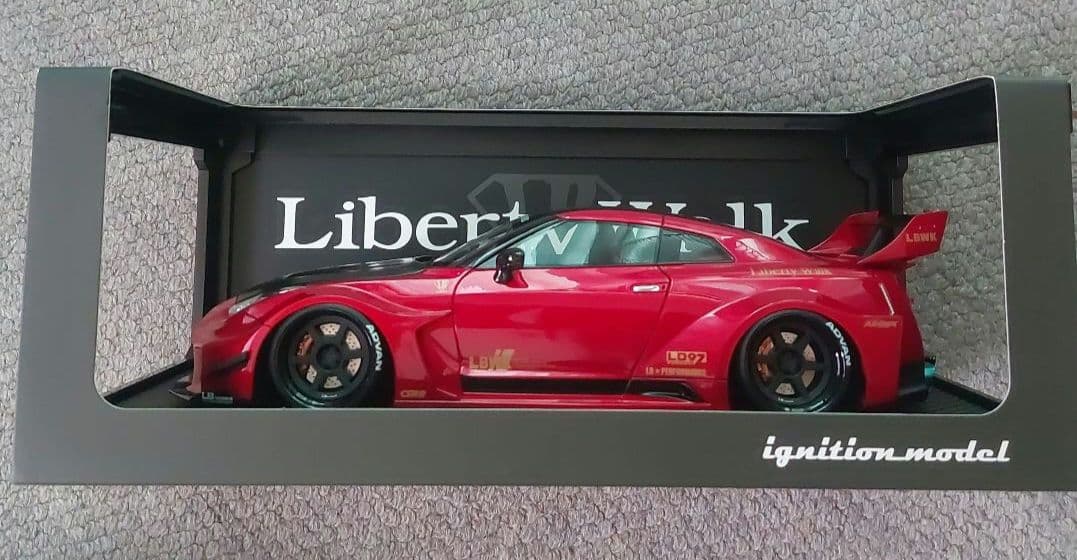 『売約済 ハッピー』1/18LB-シルエットワークスGT日産35GT-RR