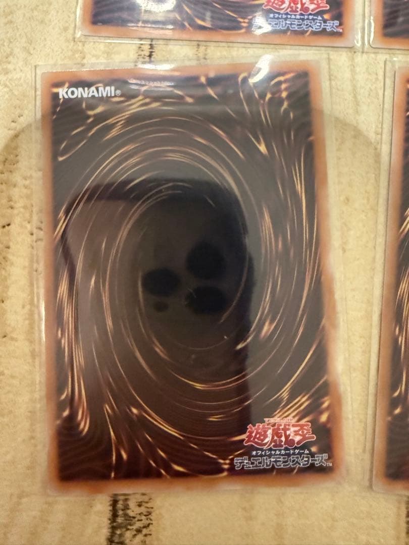 遊戯王 迷宮城の白銀姫 25th クオシク イラスト違い 即日発送