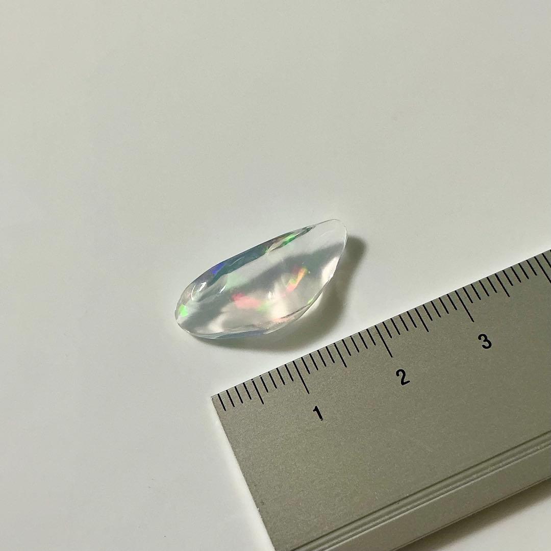 メキシコ産　オパール ポリッシュ　約2.2×1.0×0.6㎝