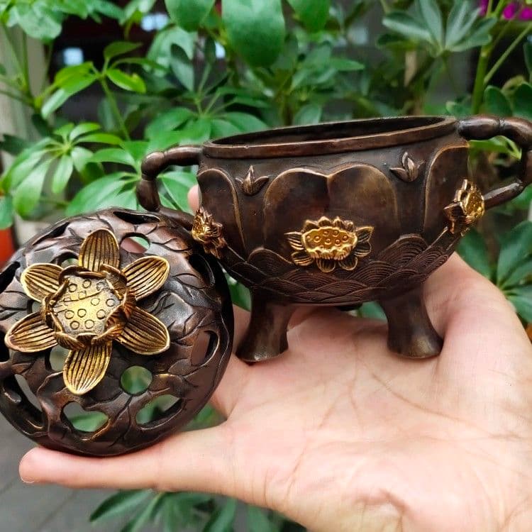 三本足の耳蓮華薫香炉 銅製 工芸品 美術品 置物