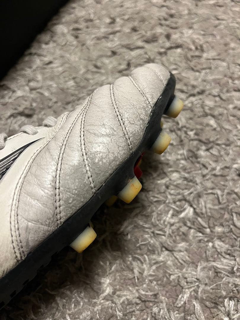 ミズノ モレリア Neo IV JAPAN 27.0 cm