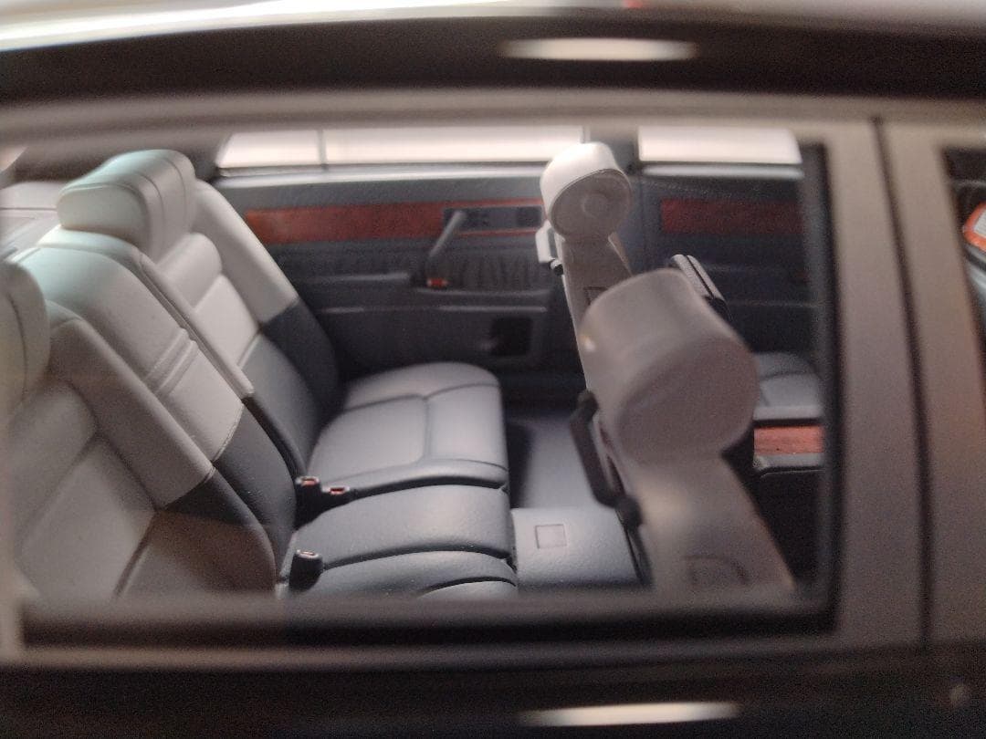 400台限定　RAI’S 1/18 トヨタ　センチュリー　GZG50