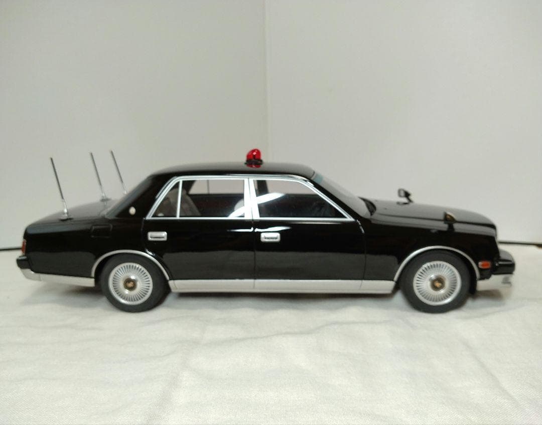 400台限定　RAI’S 1/18 トヨタ　センチュリー　GZG50