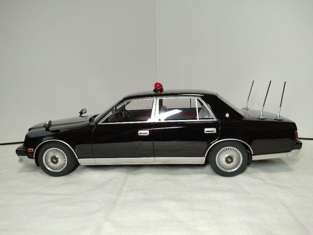 400台限定　RAI’S 1/18 トヨタ　センチュリー　GZG50