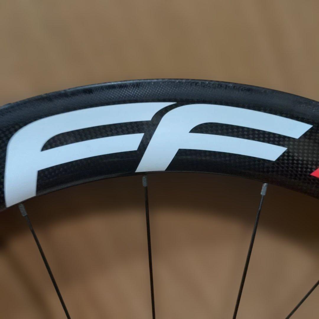 FFWD ブラック/レッド ホイールバッグ付き チューブラー タイヤ無し