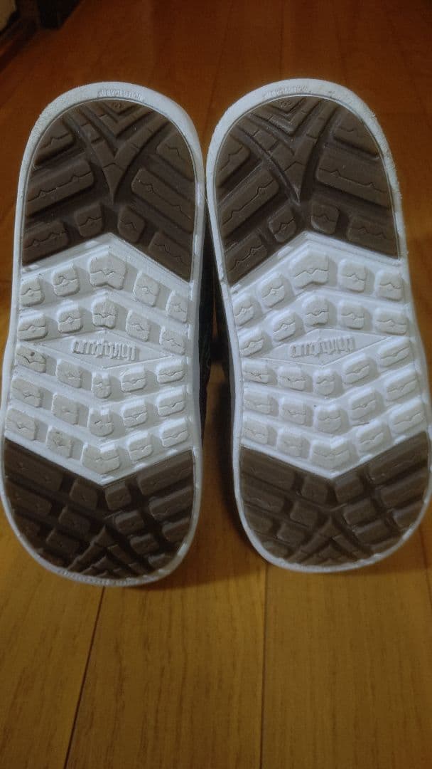 thirtytwo LASHED DOUBLE BOA 32　23-24