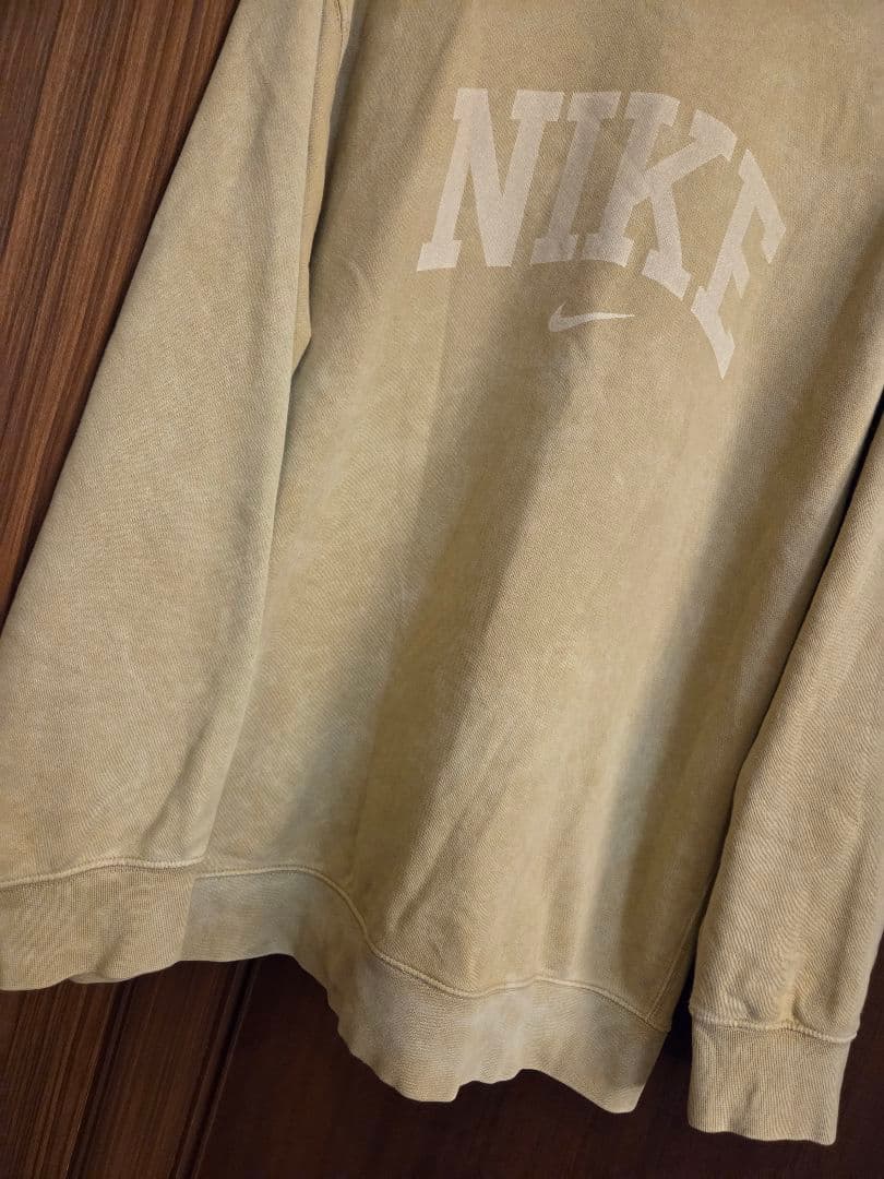 NIKE　ナイキ　ベージュ スウェット　セットアップ　トレーナー
