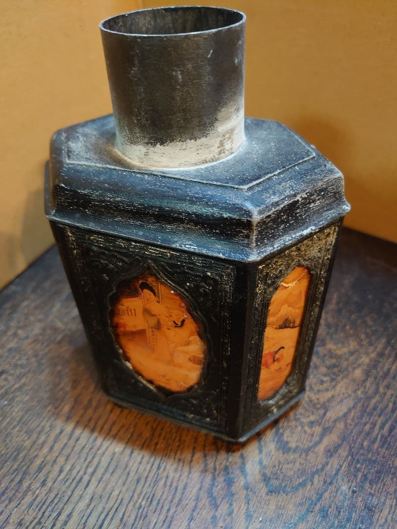 【中国古玩】『錫六角型ガラス絵入茶壺』底面に刻印有り。高さ18.5cm