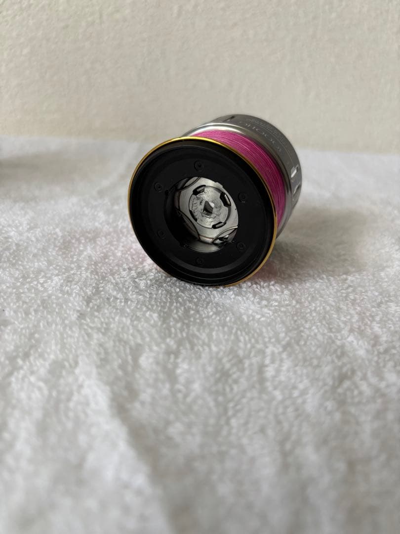 シマノ17ツインパワーXD C3000HGスプール未使用品