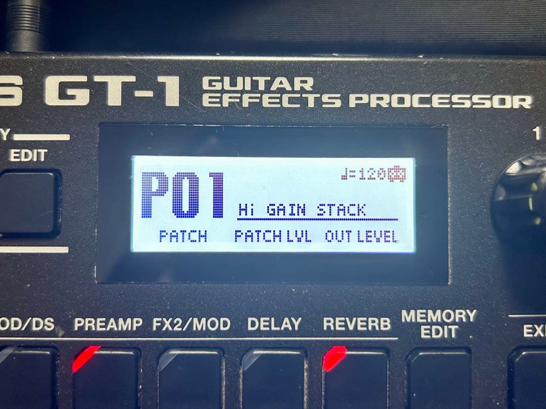 BOSS GT-1 マルチエフェクター　(ACアダプター,USBケーブル付属)