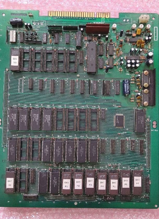 爆突機銃挺 基板