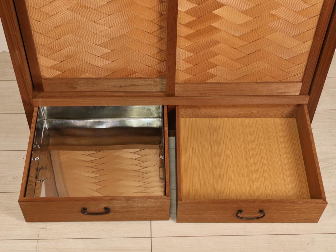 BK240　茶道具　置水屋　箪笥　茶箪笥　網代扉　煎茶棚　2段