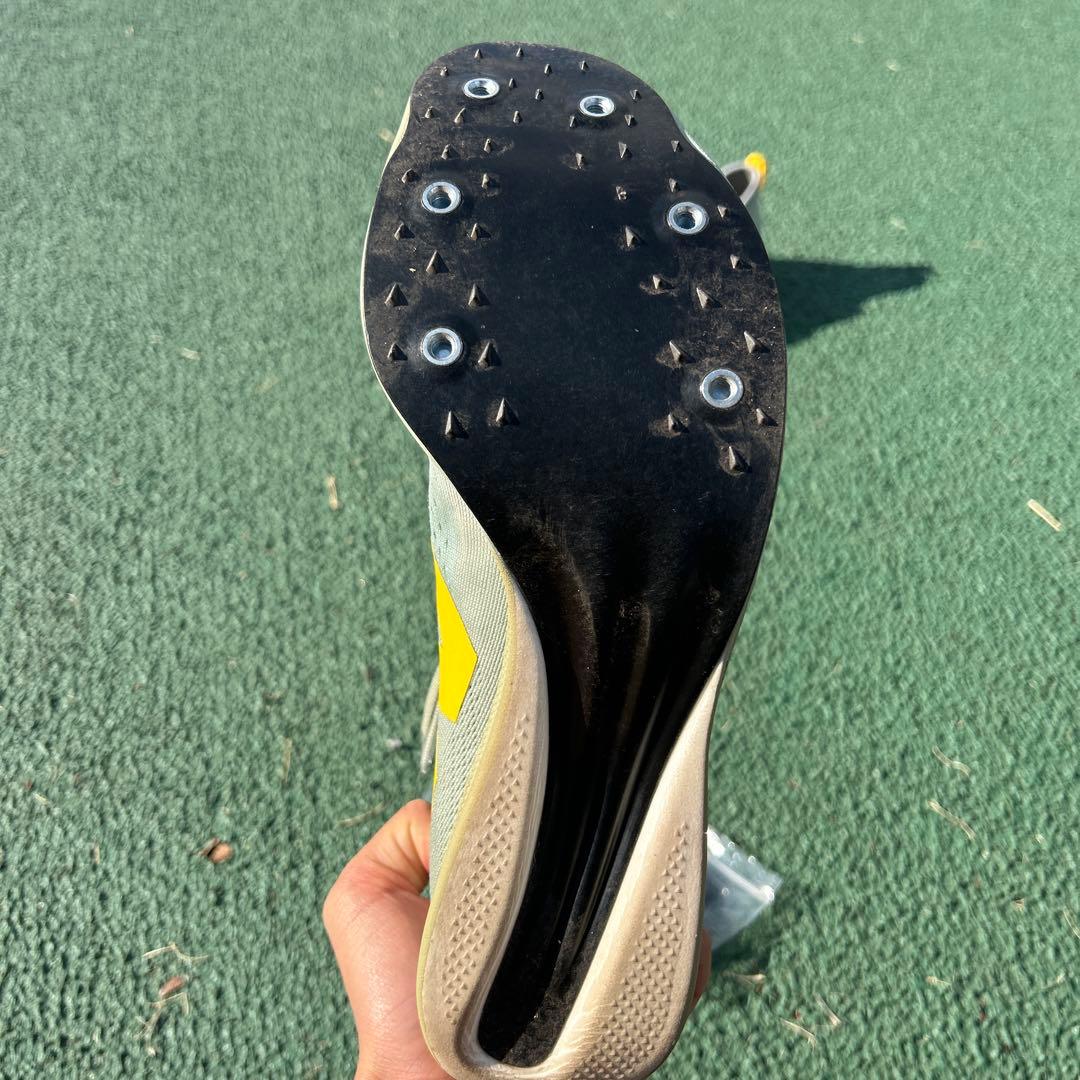 陸上中距離スパイク　ニューバランスMD X