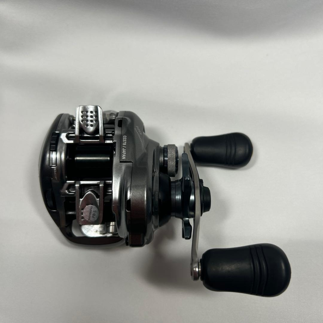 MICRO MODULATE 両軸リール グレー