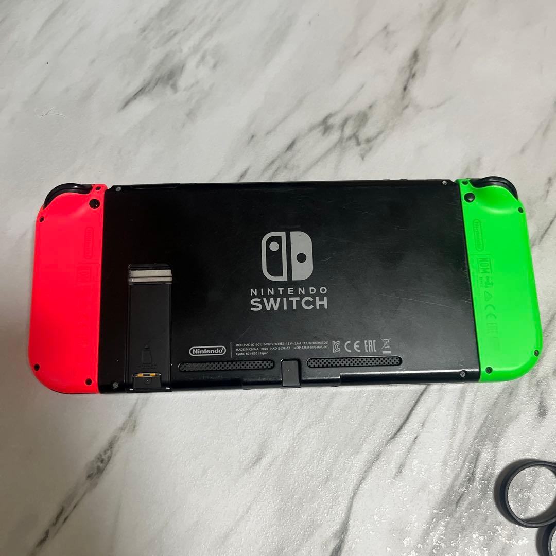 Nintendo Switch グリーン/レッド本体