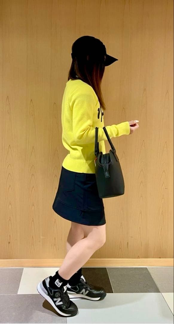 2025年山下美夢有プロ着用☆ニューバランス クルーネックニットプルオーバー