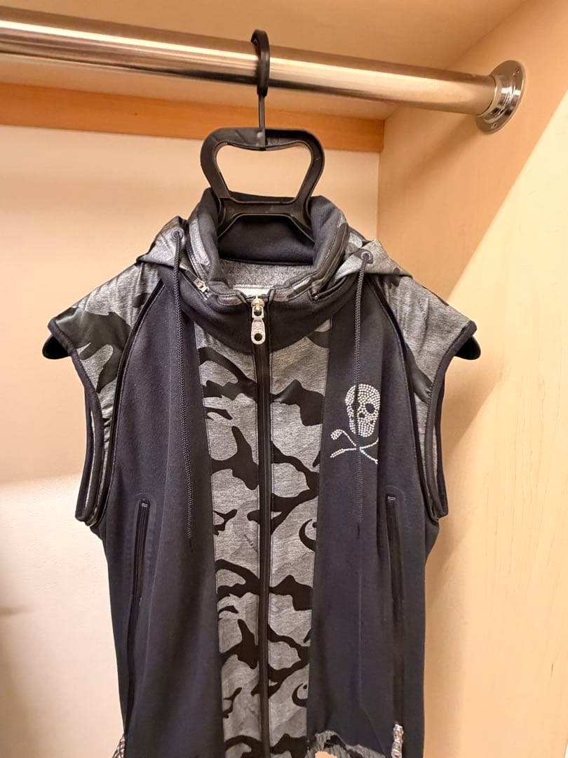 マークアンドロナ　ジャージセットアップ