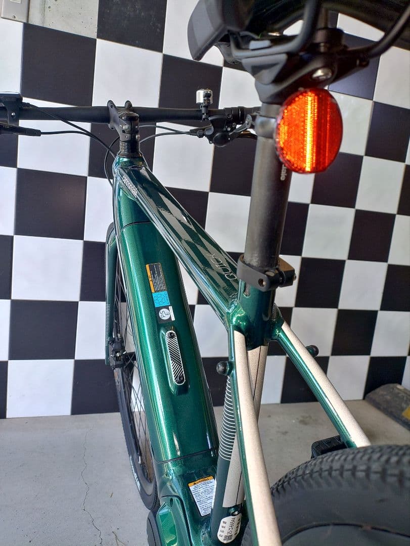 軽量 クロス CANNONDALE キャノンデール アシスト QUICK NEO