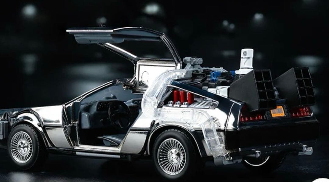 バック・トゥ・ザ・フューチャー40周年記念シルバーメッキ仕様　デロリアン