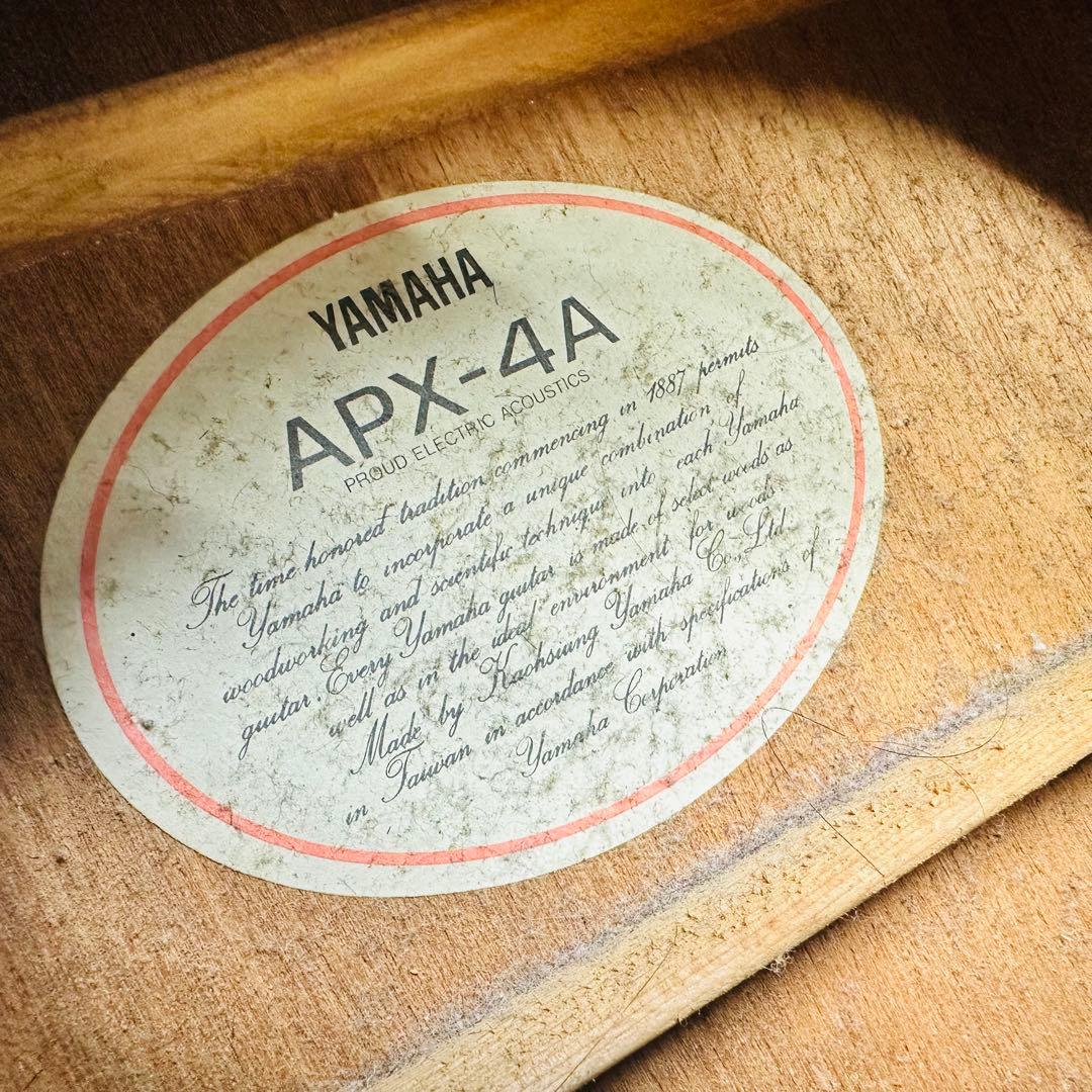 YAMAHA エレアコ　APX-4A