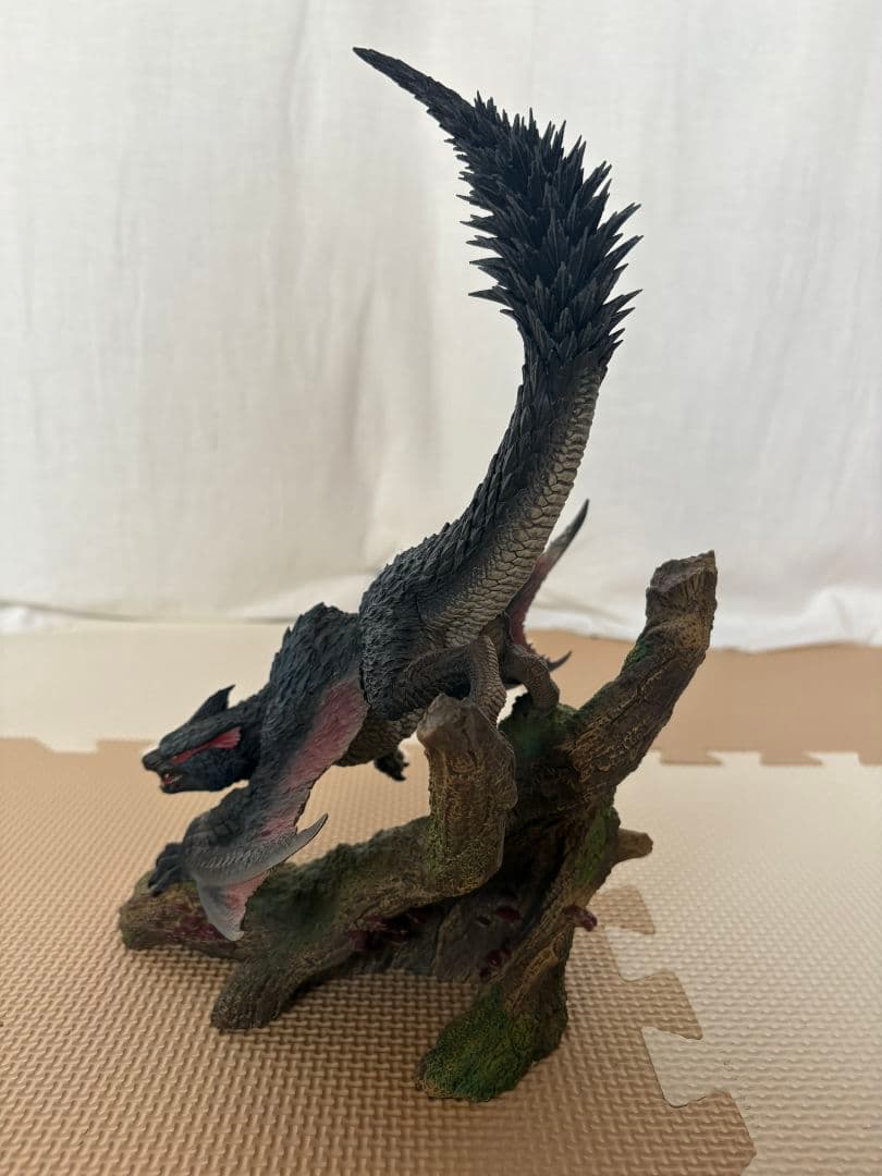 ま*る様 モンスターハンター　クリエイターズモデル　辻竜ナルガクルガ　フィギュア