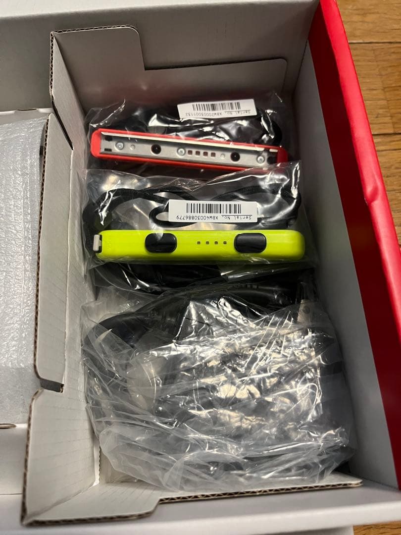 【3種のコントローラ付き】Nintendo Switchストア限定版カスタマイズ