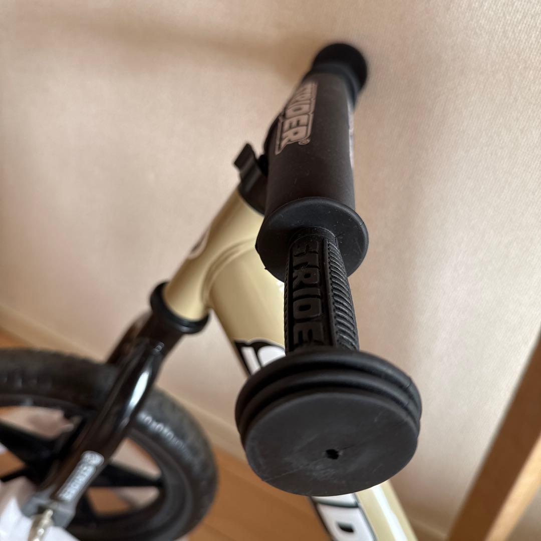 ストライダー12 美品