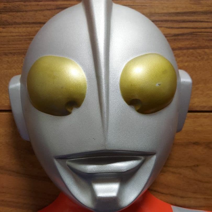 ウルトラマン　立体ハンガー