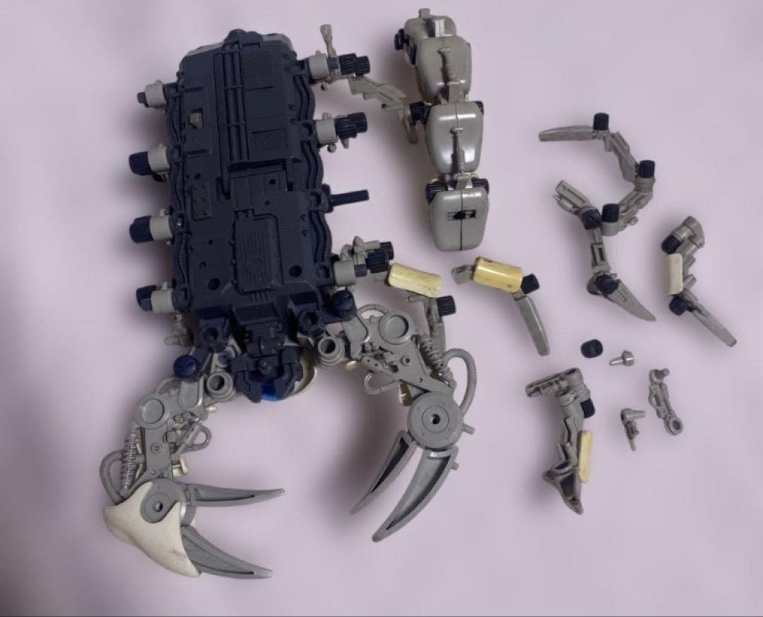 タカラトミー ゾイド デスピオン フィギュア プラモデル