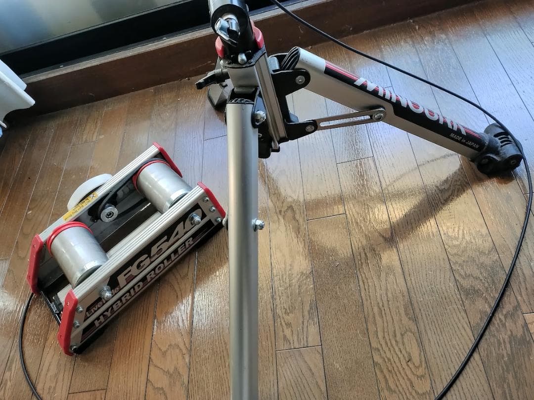 MINOURA FG540 ハイブリッドローラー+12mmアクスルアダプタ込み