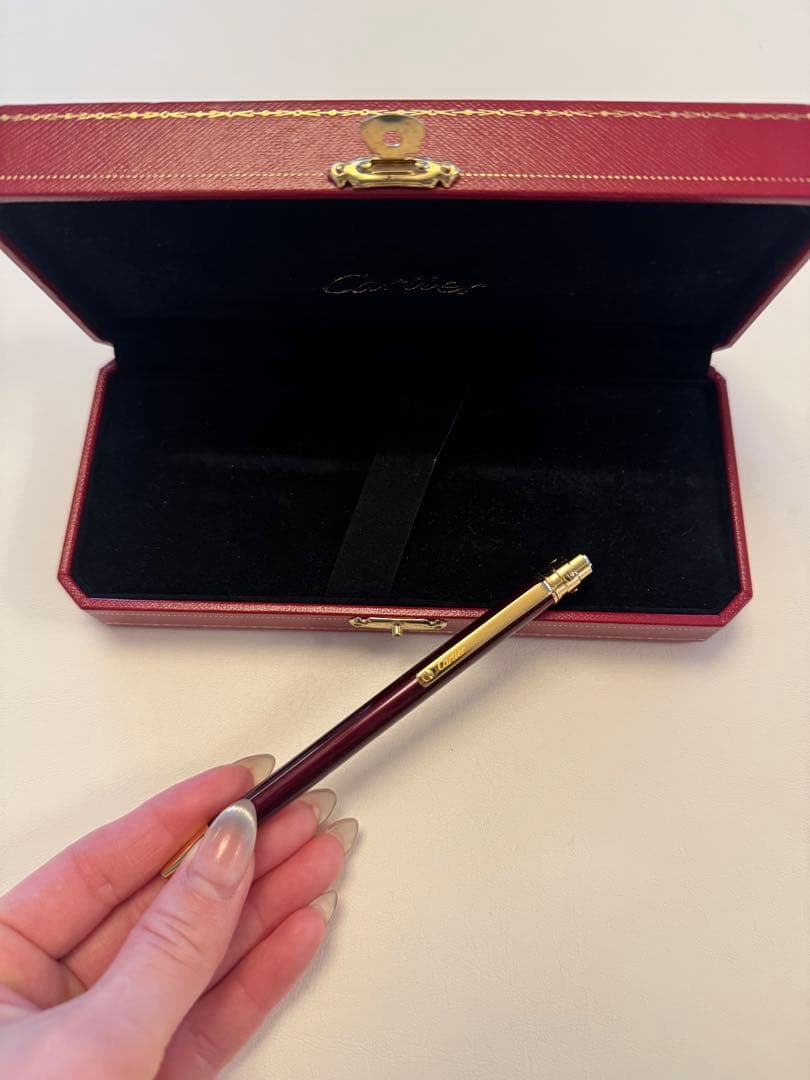 未使用品！ ★Cartierカルティエボールペン★専用ケース付