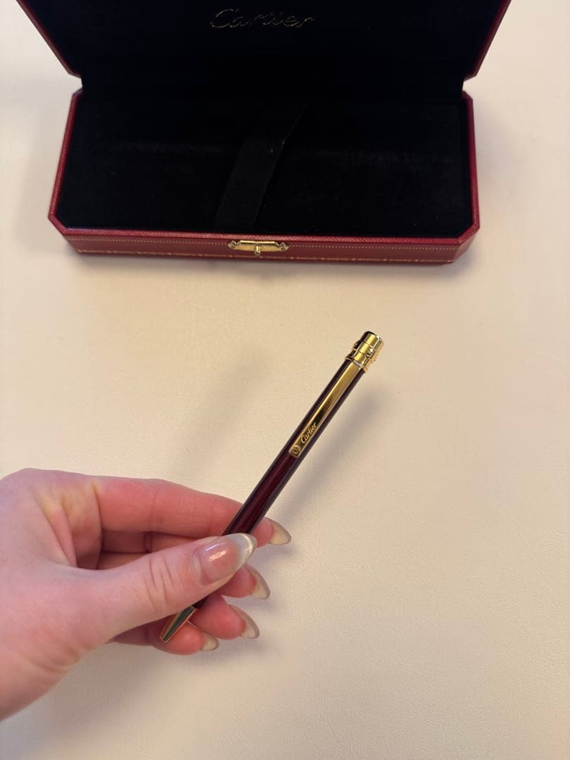 未使用品！ ★Cartierカルティエボールペン★専用ケース付