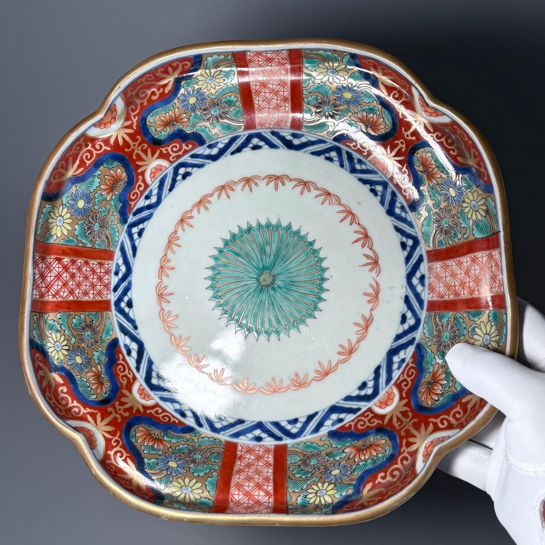 幕末〜明治期　色絵赤絵金蘭手変形皿　一辺26cm　古美術　豪商旧蔵品　古伊万里