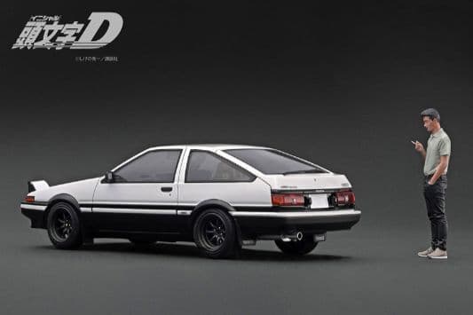 1/18 頭文字D 藤原文太フィギュア付き トヨタ86 スプリンタートレノ