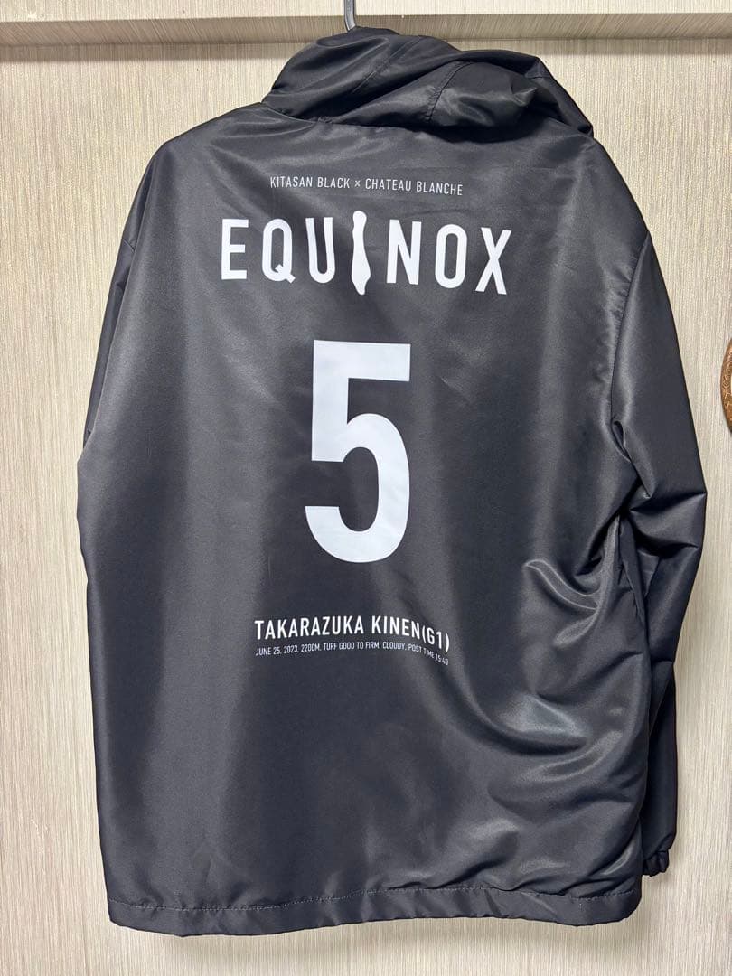EQUINOX イクイノックス　ブルゾン　フード　宝塚記念　競馬　JRA