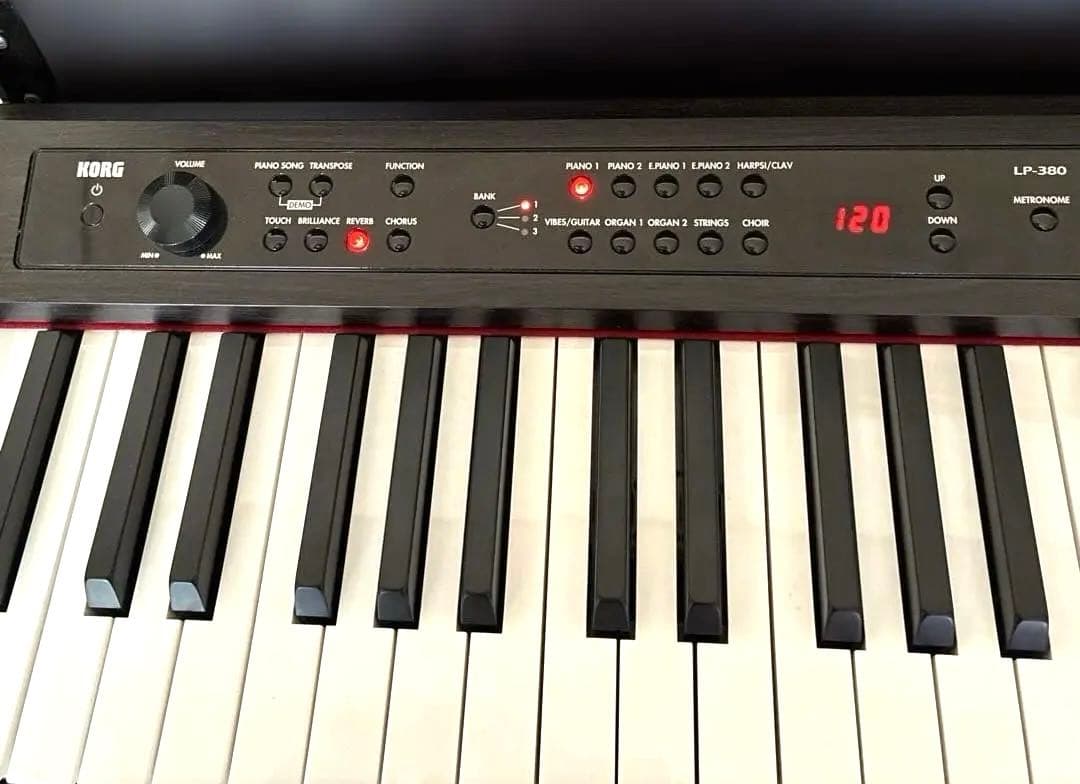 美品【椅子別売】2022製 KORG コルグ LP-380 電子ピアノ 説明書有