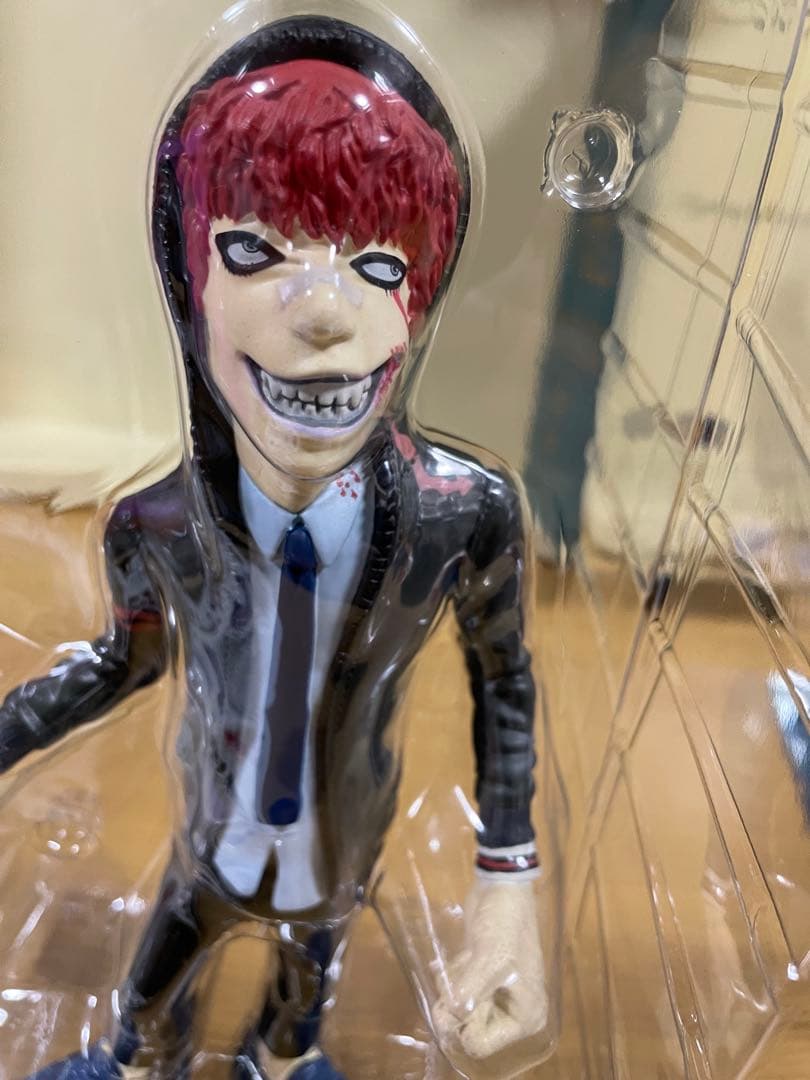 gram限定 ギャングキング　ゾンビくん　ピンク　ソフビ　クローズ