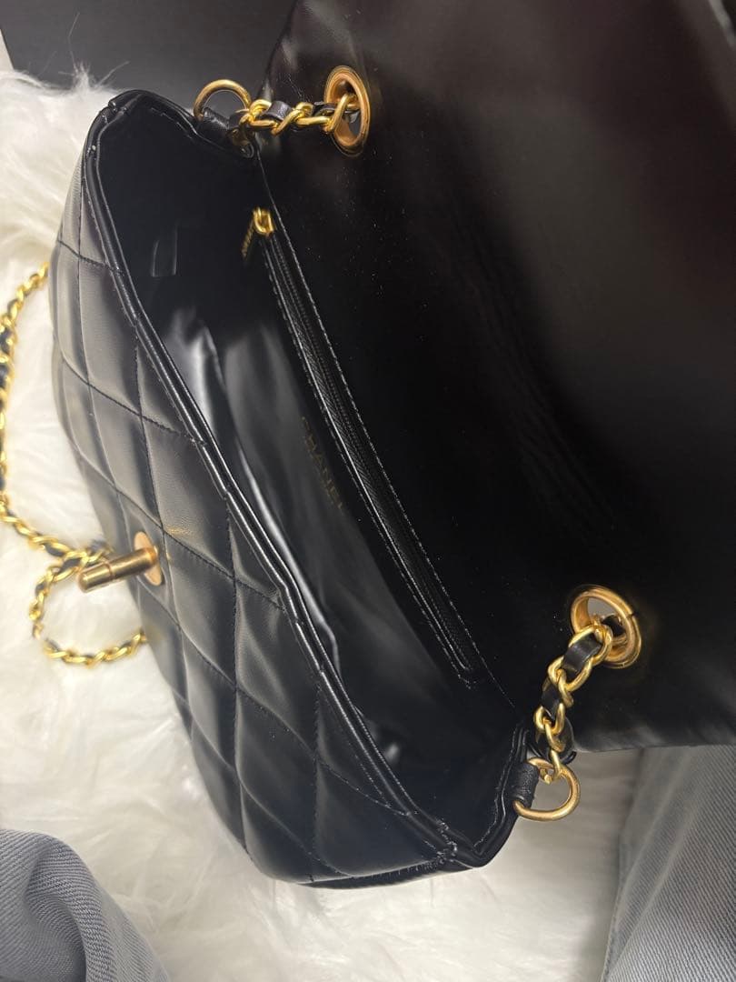 【新品】CHANEL ブラック キルティングバッグ