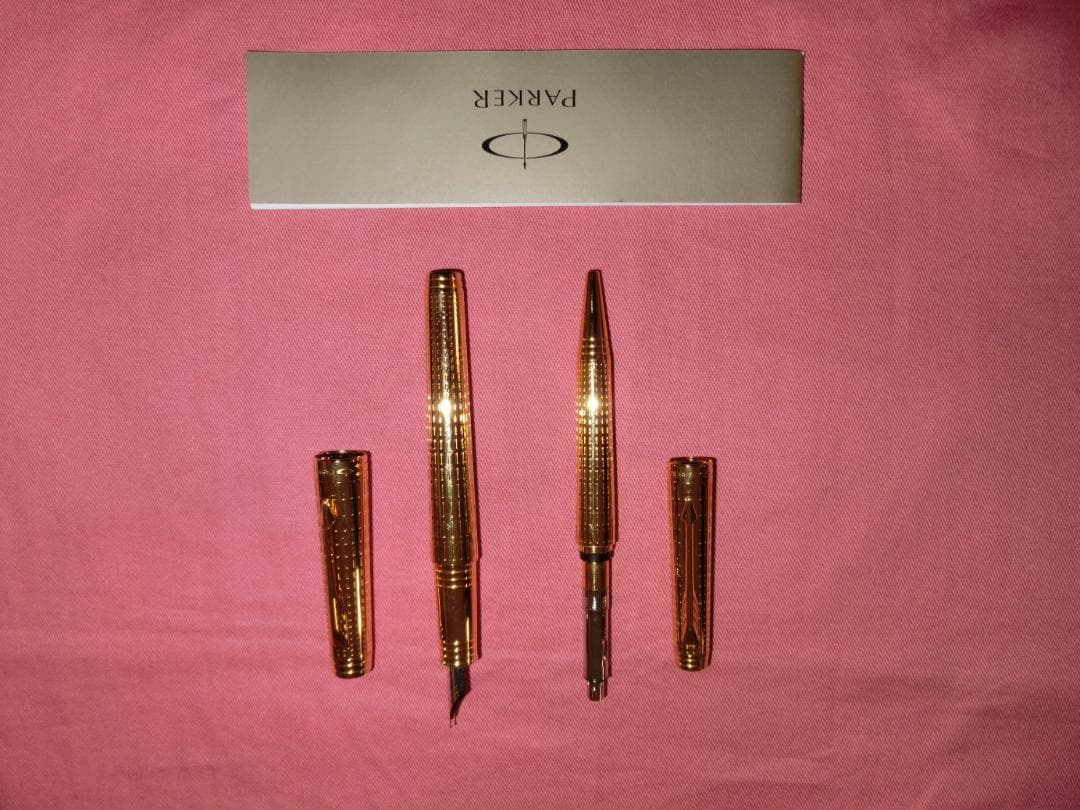 (新品・未使用)　パーカー万年筆＆ボールペン「18K・M中字」セット!!