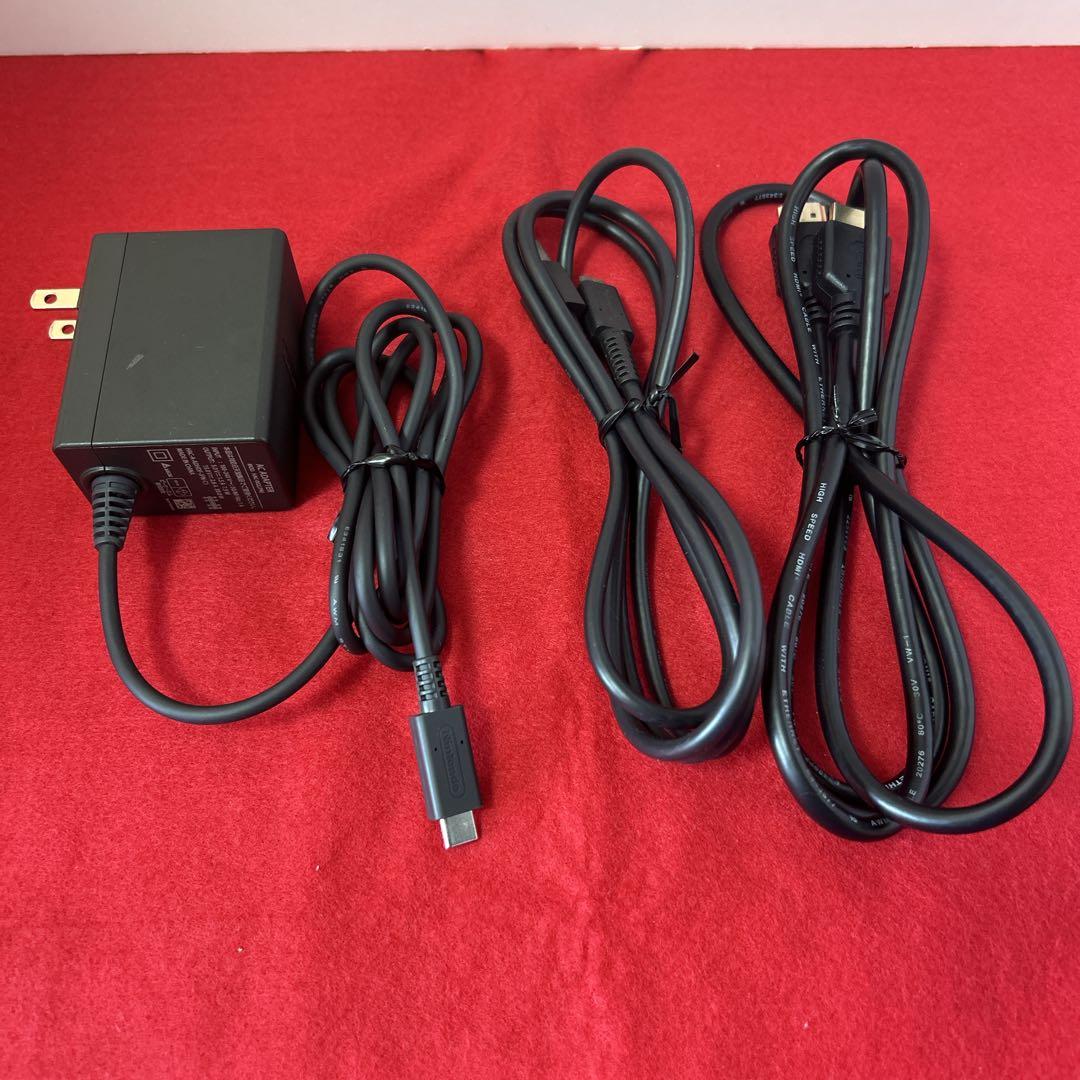 【美品】Nintendo Switch　ニンテンドースイッチ本体