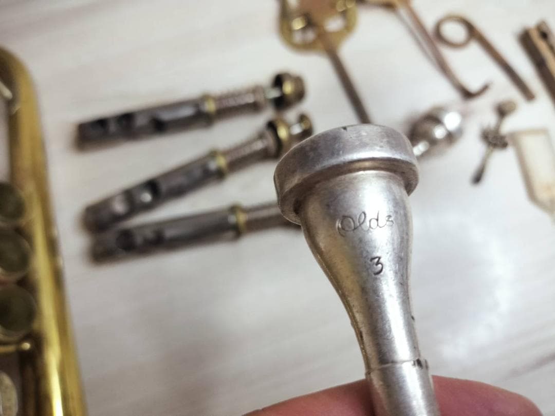 ヴィンテージ 1960年代 オールズ アンバサダー　トランペット　ケースあり　訳