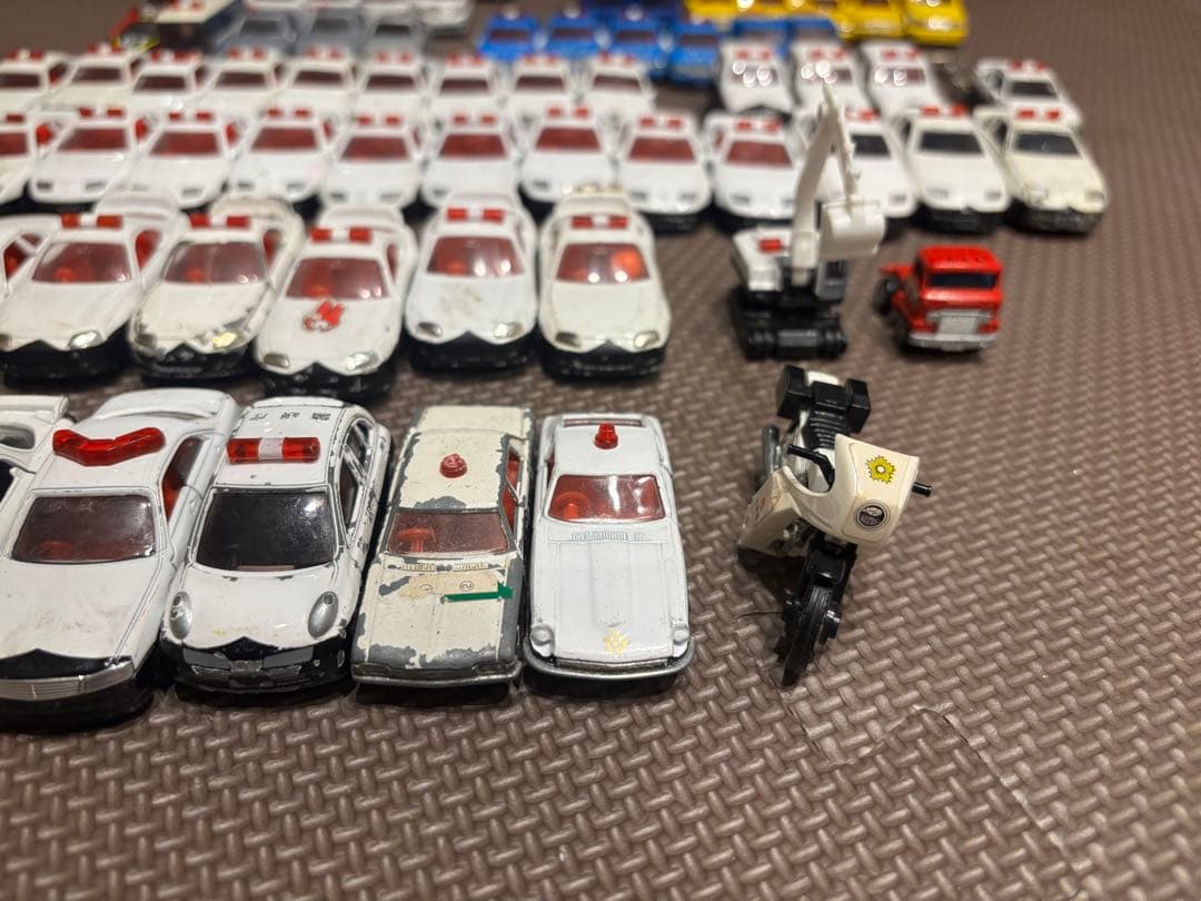 1970年代〜　レア廃盤トミカ　まとめ売り　パトカー　道路公団　JAF など