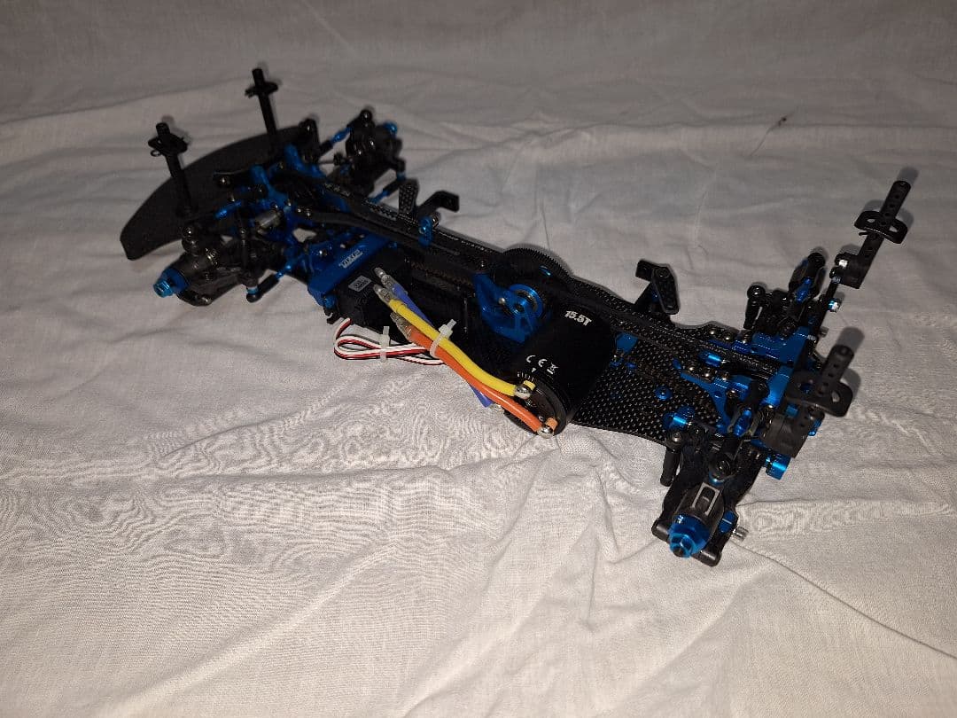 タミヤ　TRF420X　サーボ、モーター付　中古